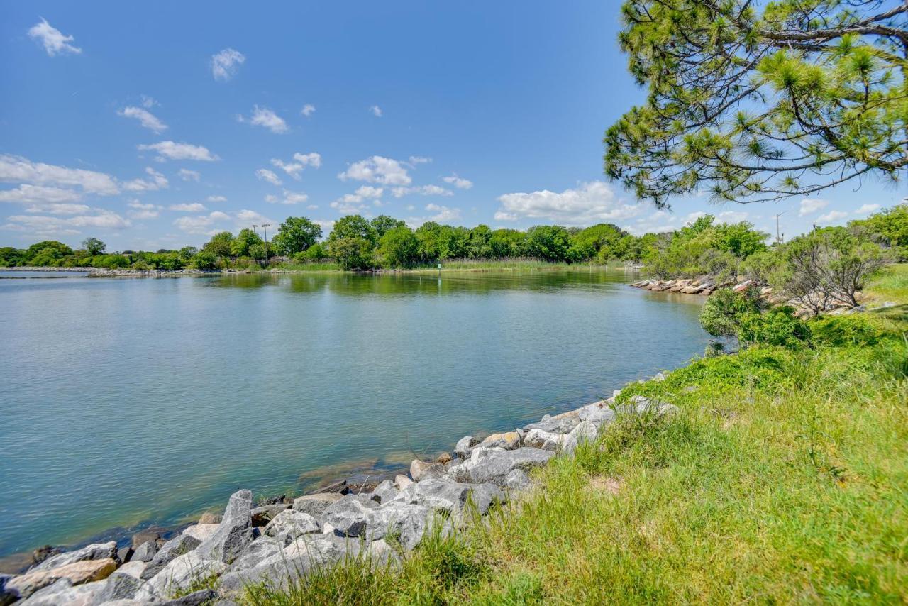 Charming Newport News Cottage Less Than 1 Mi To Ocean! Hampton Exterior photo