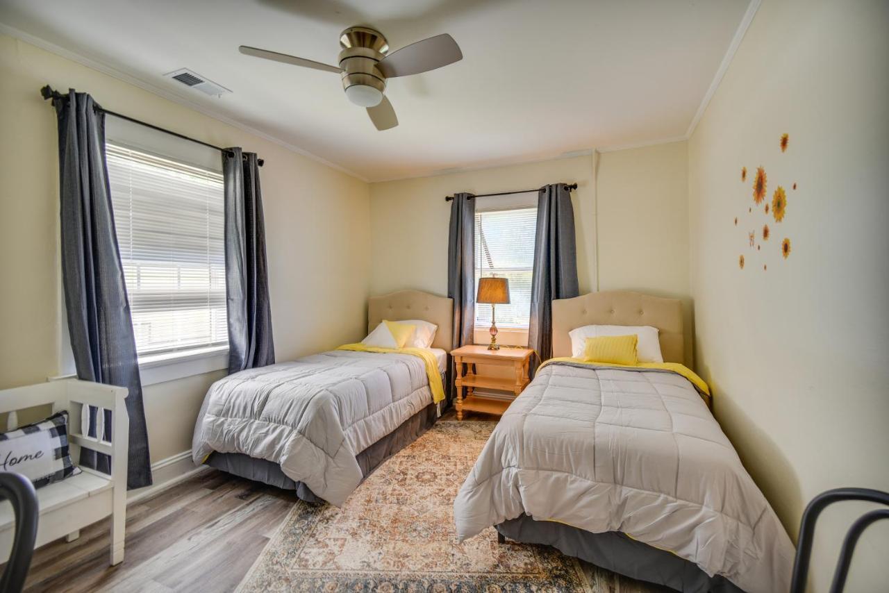 Charming Newport News Cottage Less Than 1 Mi To Ocean! Hampton Exterior photo