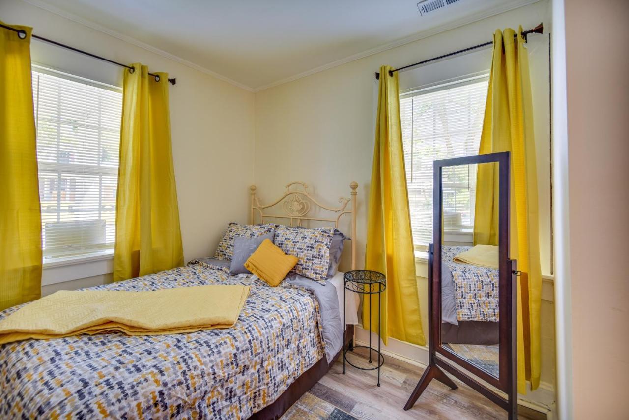 Charming Newport News Cottage Less Than 1 Mi To Ocean! Hampton Exterior photo