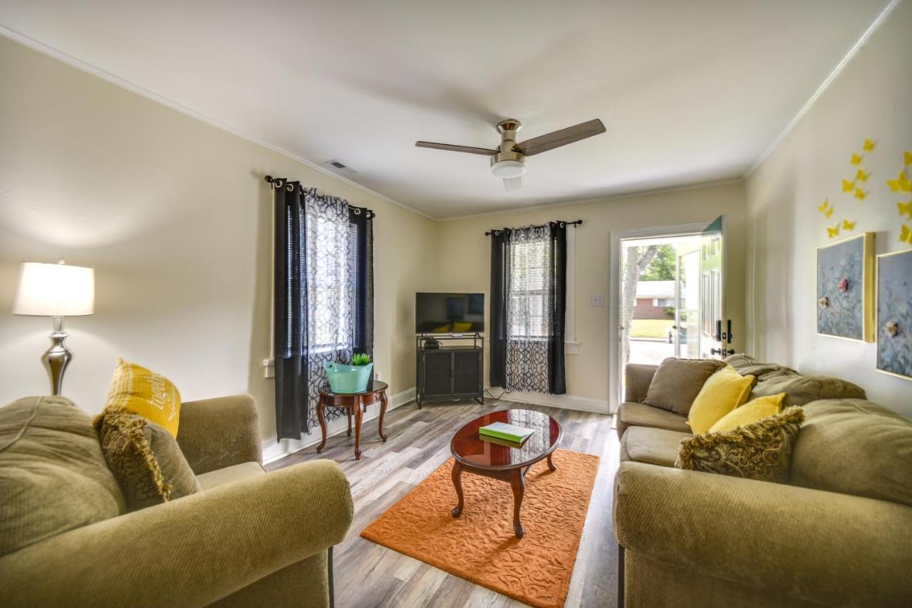 Charming Newport News Cottage Less Than 1 Mi To Ocean! Hampton Exterior photo